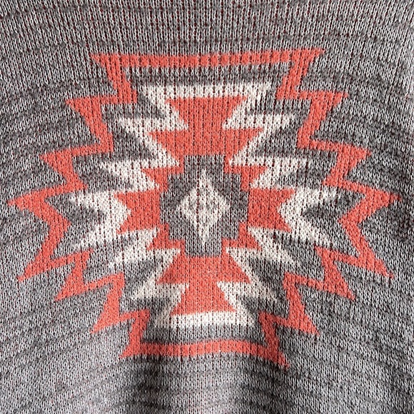 Junior’s Multicolor Aztec Print Wrap Cardigan Size Medium - Picture 10 of 16